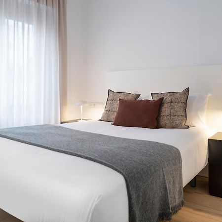 Salado Suites Apartments Севілья Екстер'єр фото
