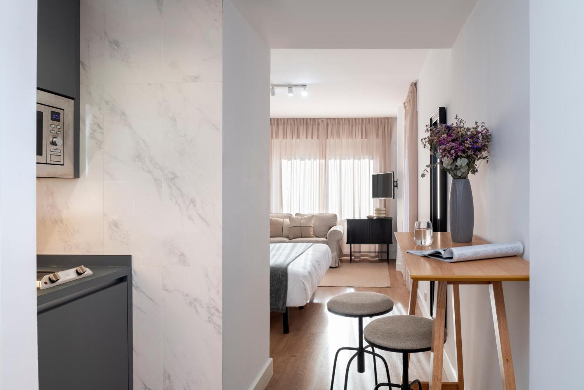 Salado Suites Apartments Севілья Екстер'єр фото